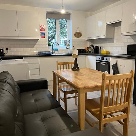 Lovely Double Rooms In Euston & Square In Central ロンドン エクステリア 写真