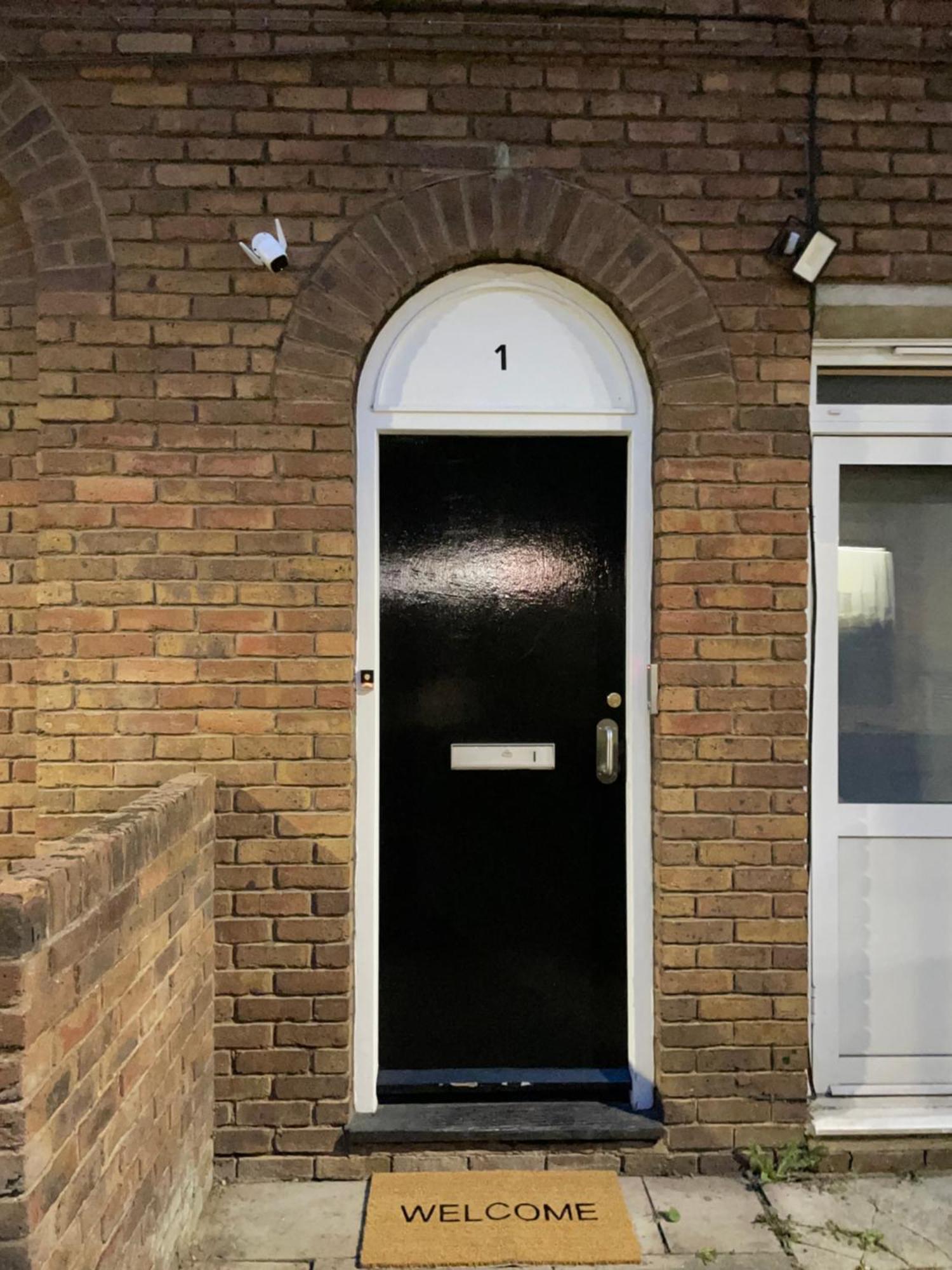 Lovely Double Rooms In Euston & Square In Central ロンドン エクステリア 写真